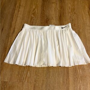 Nike Womans Tennis Skirt Court Victory Skirt Skort White 933218-100 size S